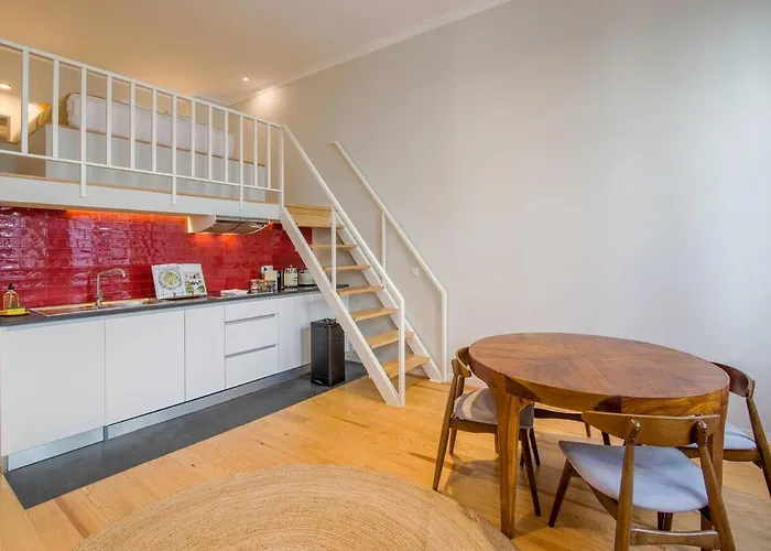 Almada 151 - 2f Porto